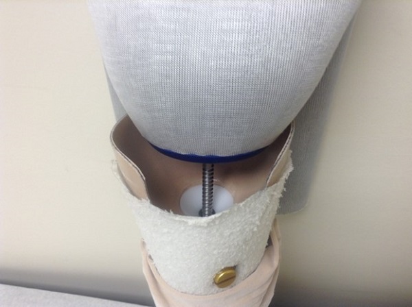 ژل لاینر به همراه قفل